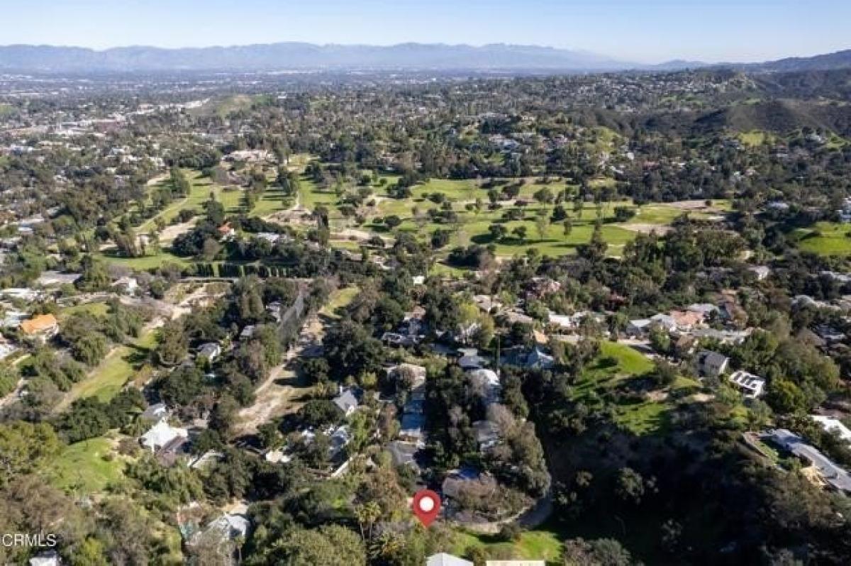 Picture of Residential Land For Sale in Woodland Hills, California, United States