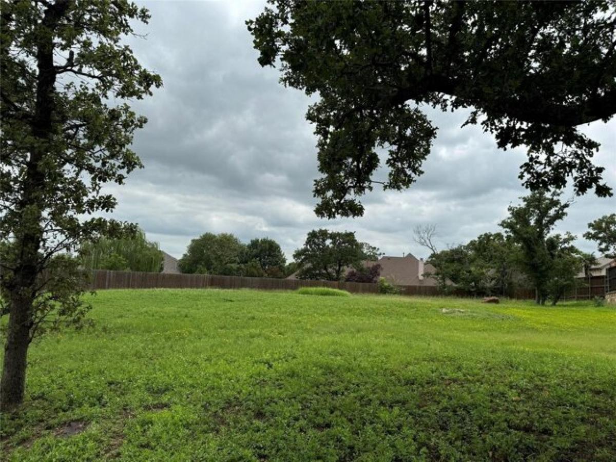 Picture of Residential Land For Sale in Burleson, Texas, United States