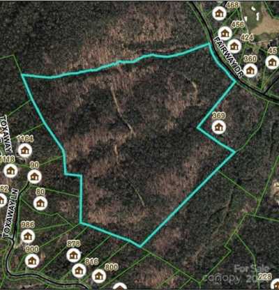 Residential Land For Sale in Lake Toxaway, North Carolina