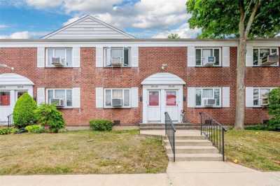 Home For Sale in Queens Village, New York