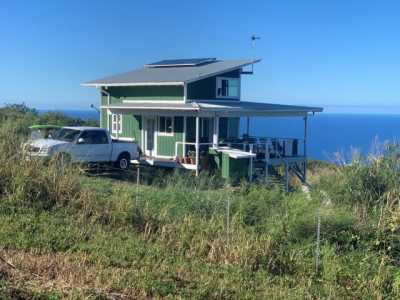 Home For Sale in Captain Cook, Hawaii