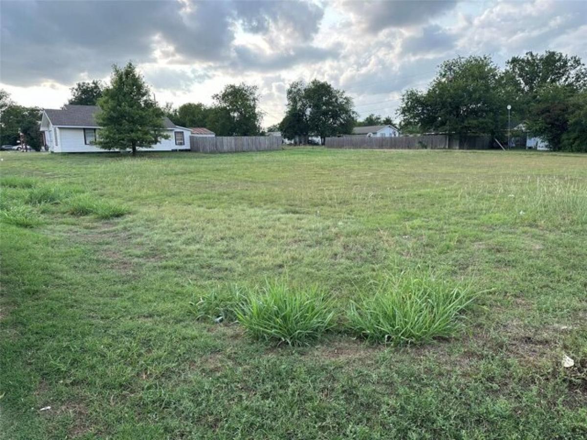 Picture of Residential Land For Sale in Leonard, Texas, United States