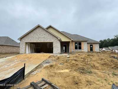 Home For Sale in Pearl, Mississippi