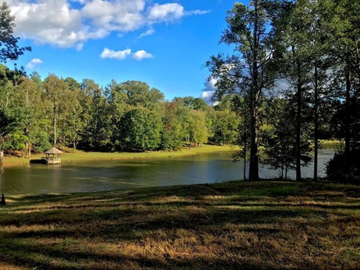 Picture of Residential Land For Sale in Greenwood, South Carolina, United States