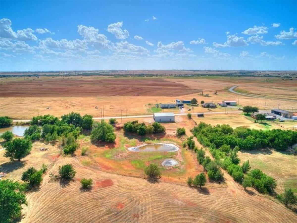 Picture of Residential Land For Sale in Piedmont, Oklahoma, United States