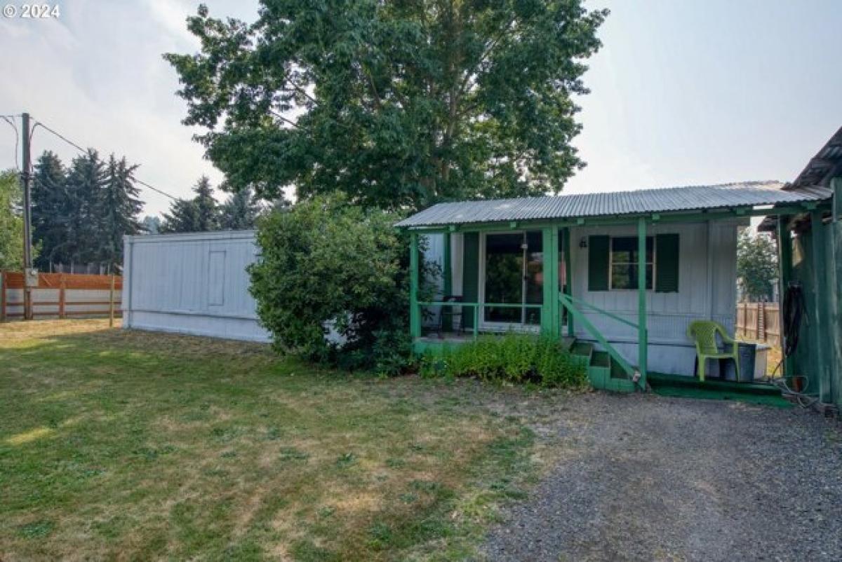 Picture of Home For Sale in Hood River, Oregon, United States