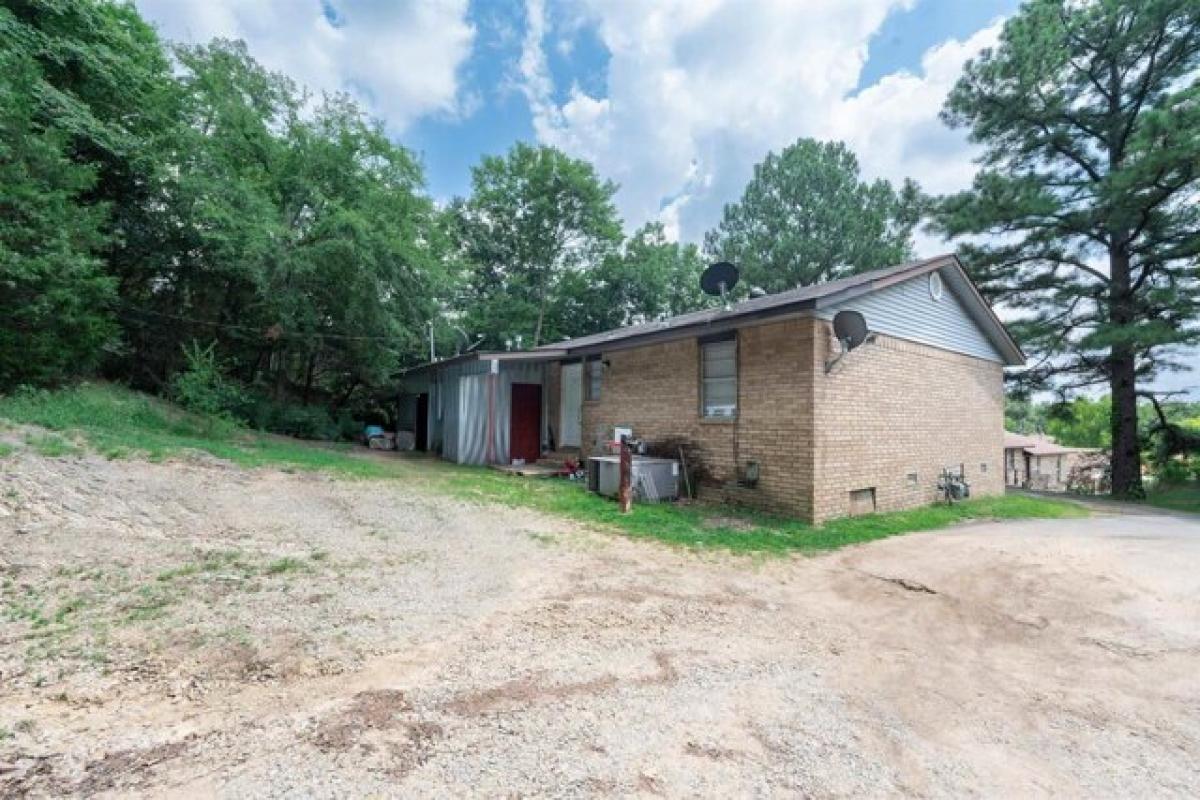 Picture of Home For Sale in Morrilton, Arkansas, United States