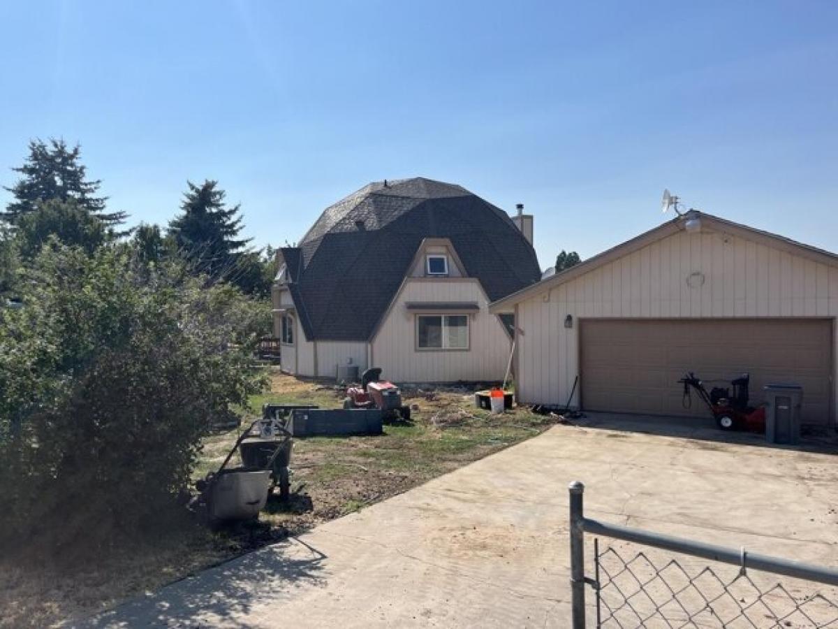 Picture of Home For Sale in Chiloquin, Oregon, United States