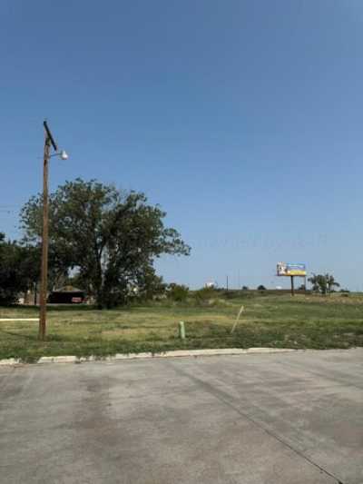 Residential Land For Sale in Clarendon, Texas