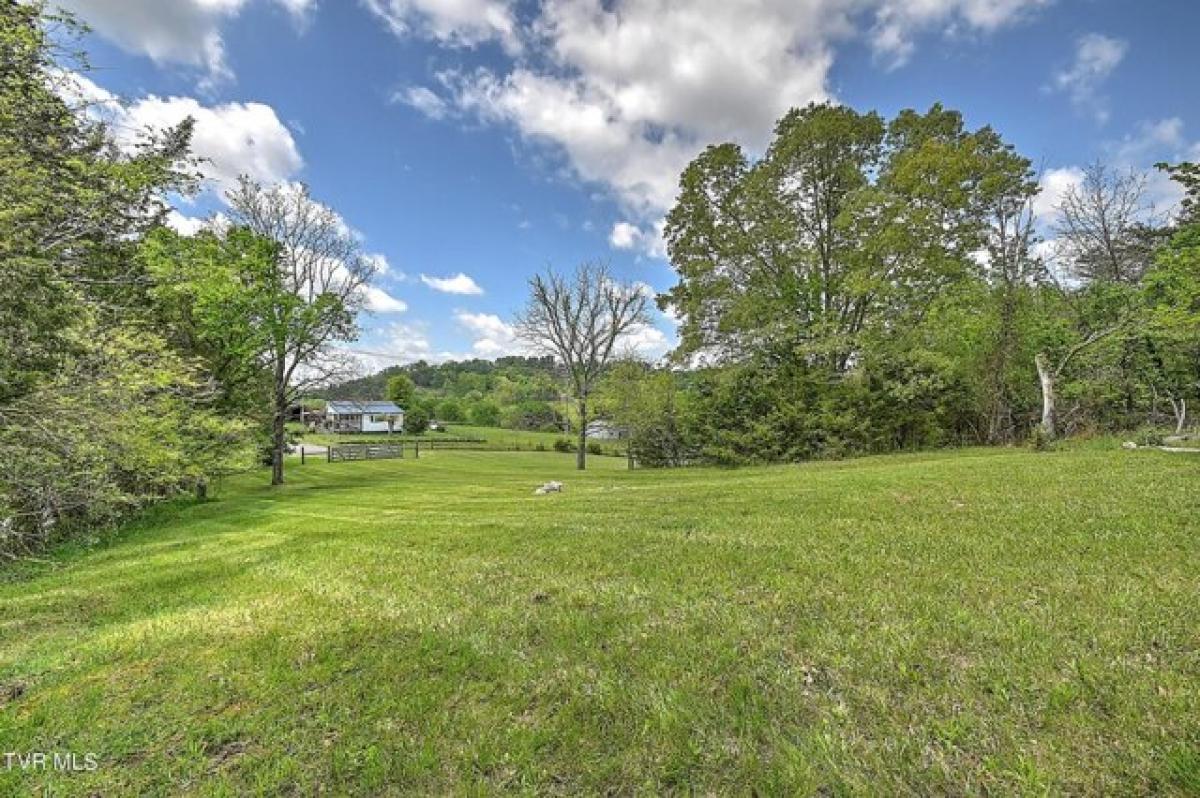 Picture of Residential Land For Sale in Gray, Tennessee, United States