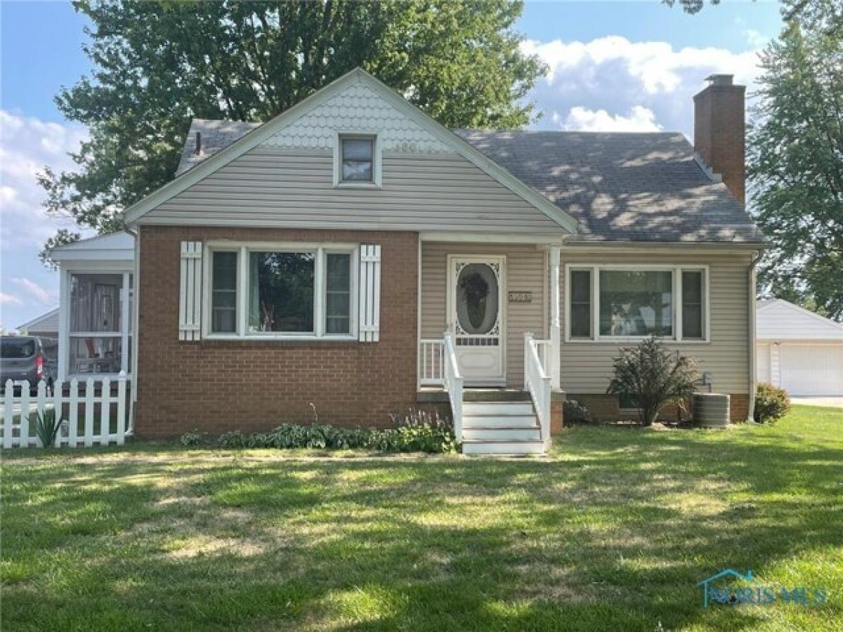 Picture of Home For Sale in Oregon, Ohio, United States