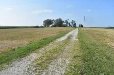 Home For Sale in Loda, Illinois