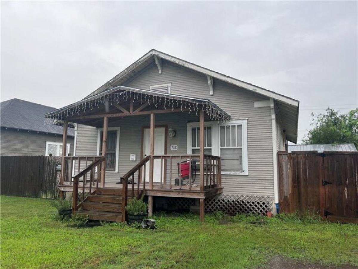 Picture of Home For Sale in Sinton, Texas, United States