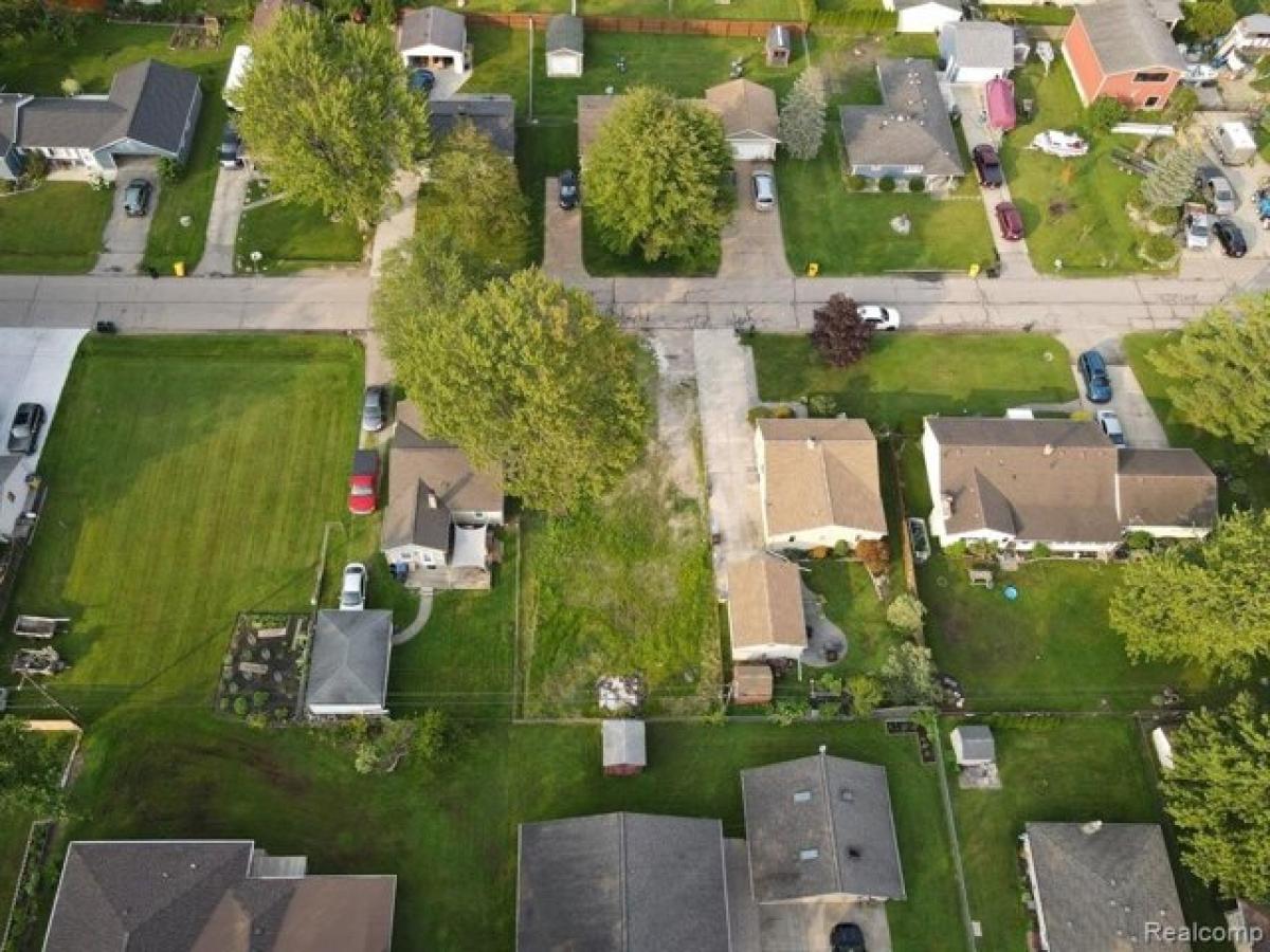 Picture of Residential Land For Sale in New Baltimore, Michigan, United States