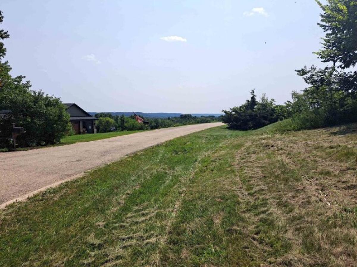 Picture of Residential Land For Sale in Galena, Illinois, United States