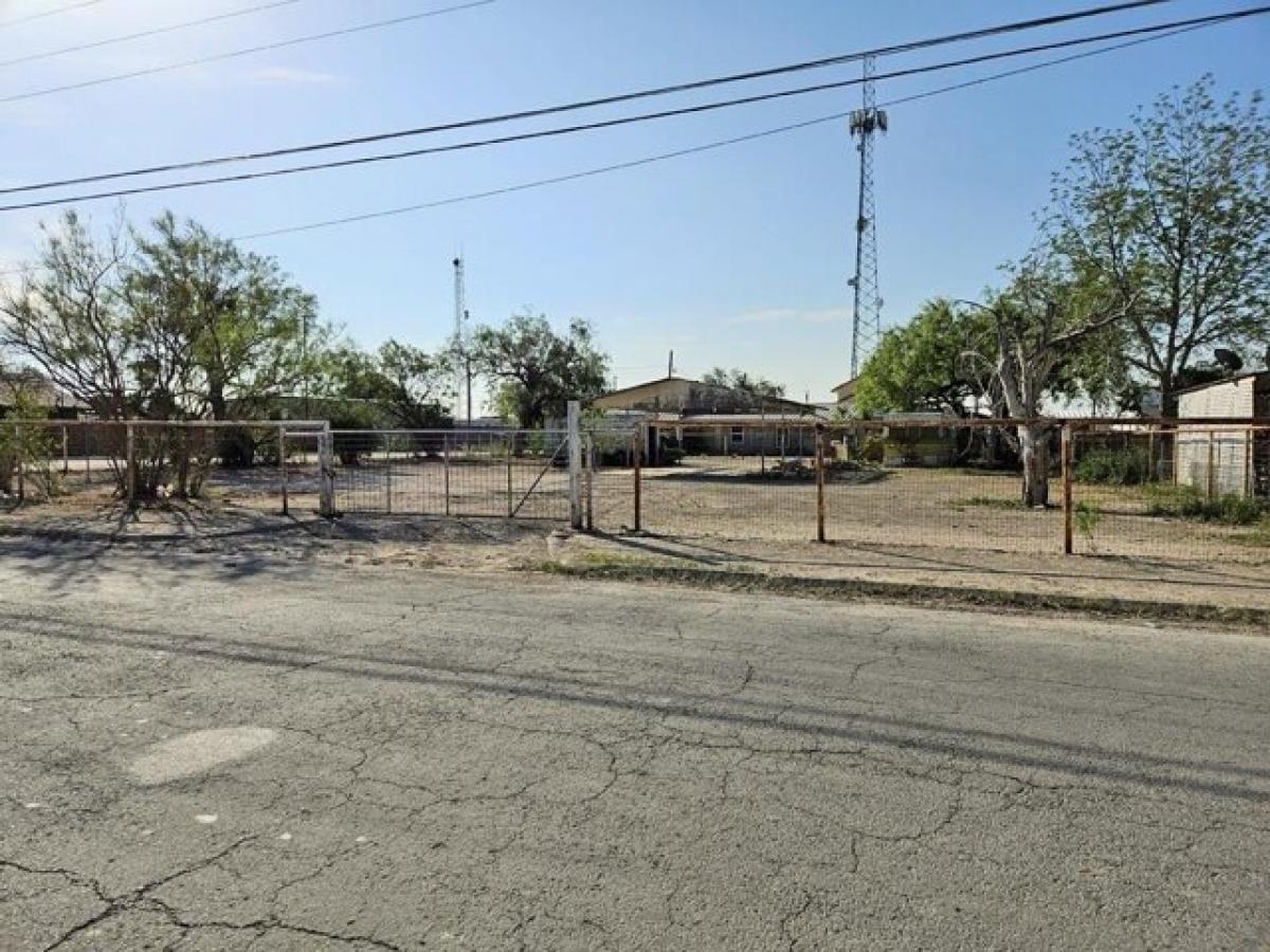 Picture of Residential Land For Sale in Del Rio, Texas, United States