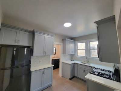 Apartment For Rent in Mineola, New York