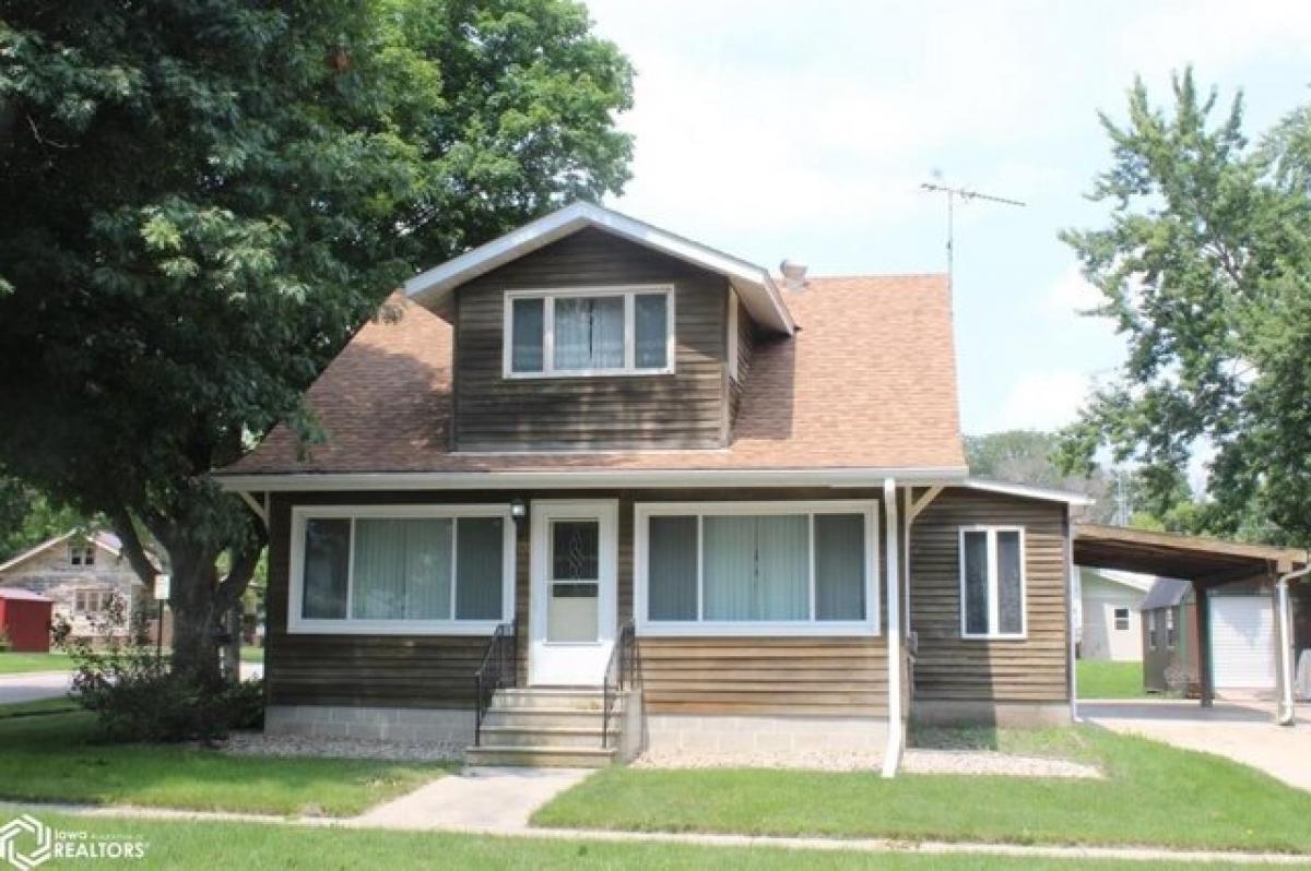 Picture of Home For Sale in Nora Springs, Iowa, United States