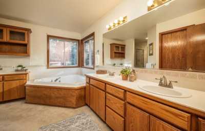 Home For Sale in Colbert, Washington