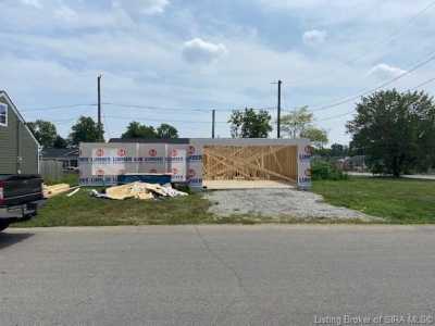 Home For Sale in Charlestown, Indiana