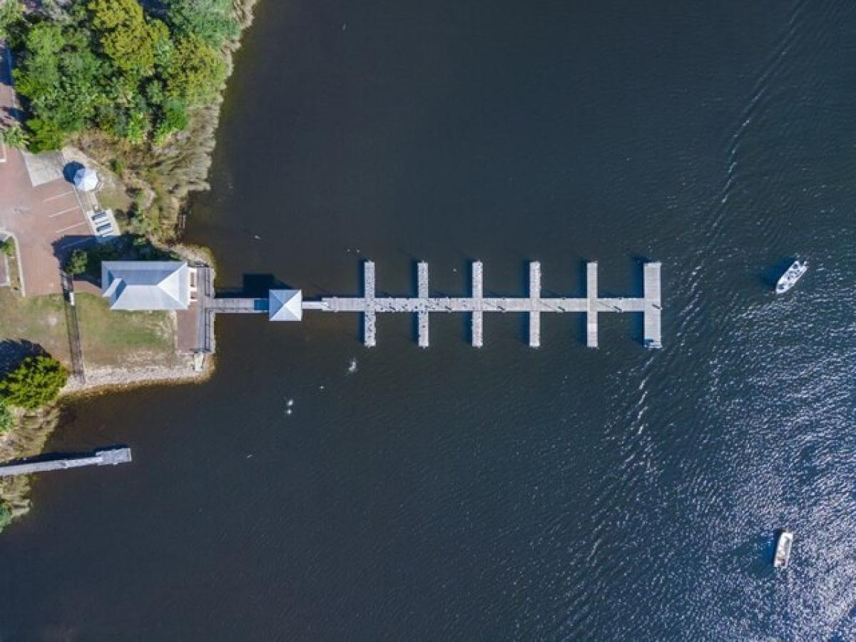 Picture of Residential Land For Sale in Steinhatchee, Florida, United States