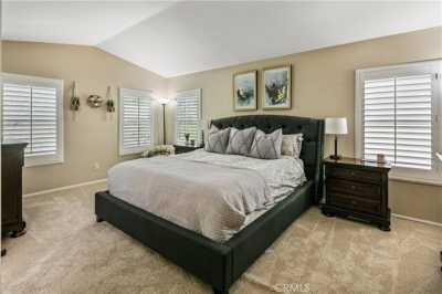 Home For Sale in Santa Clarita, California