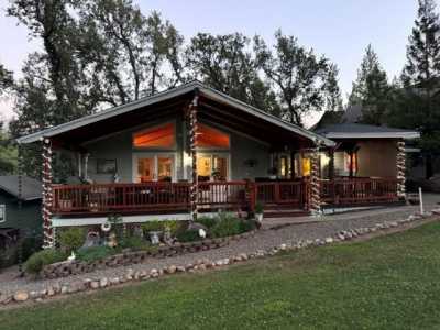 Home For Sale in Groveland, California