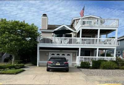 Home For Sale in Avalon, New Jersey