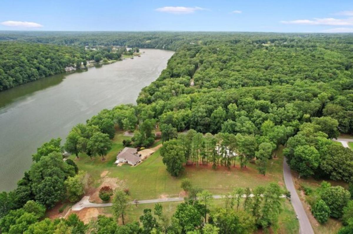 Picture of Residential Land For Sale in Killen, Alabama, United States