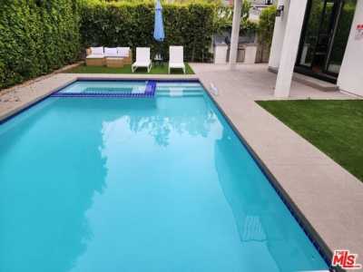 Home For Rent in Studio City, California