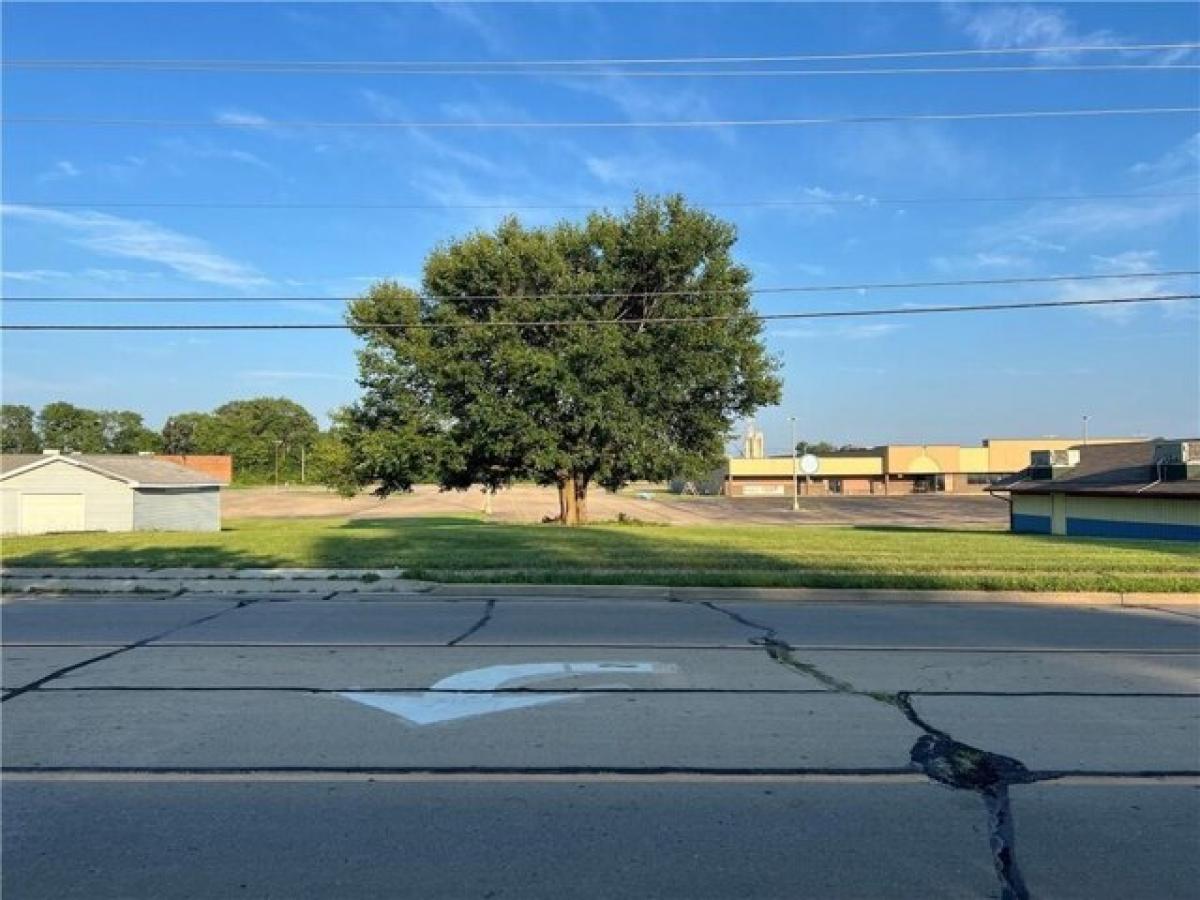 Picture of Residential Land For Sale in Danville, Illinois, United States