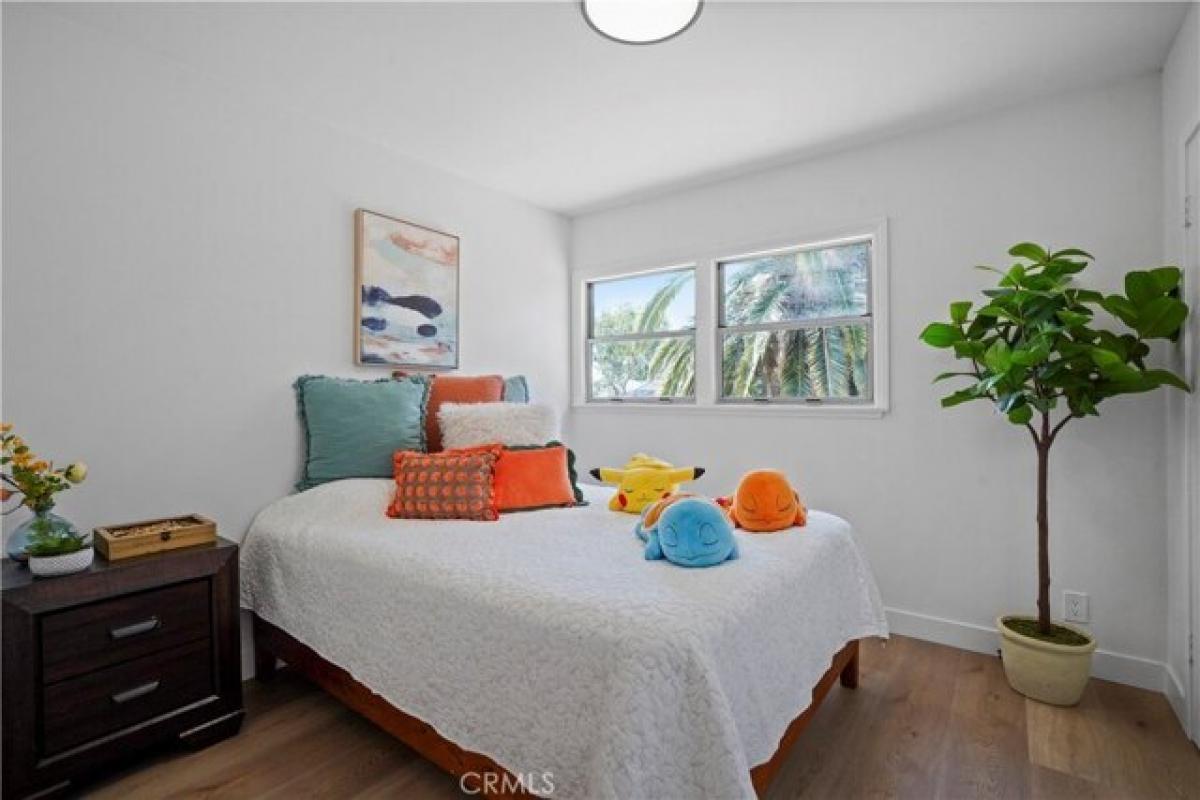 Picture of Home For Sale in Granada Hills, California, United States