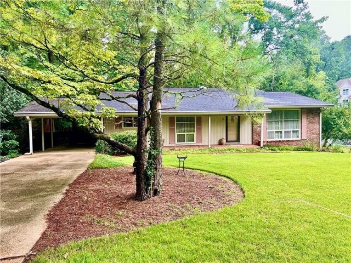 Picture of Home For Sale in Chamblee, Georgia, United States