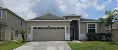 Home For Rent in Sorrento, Florida