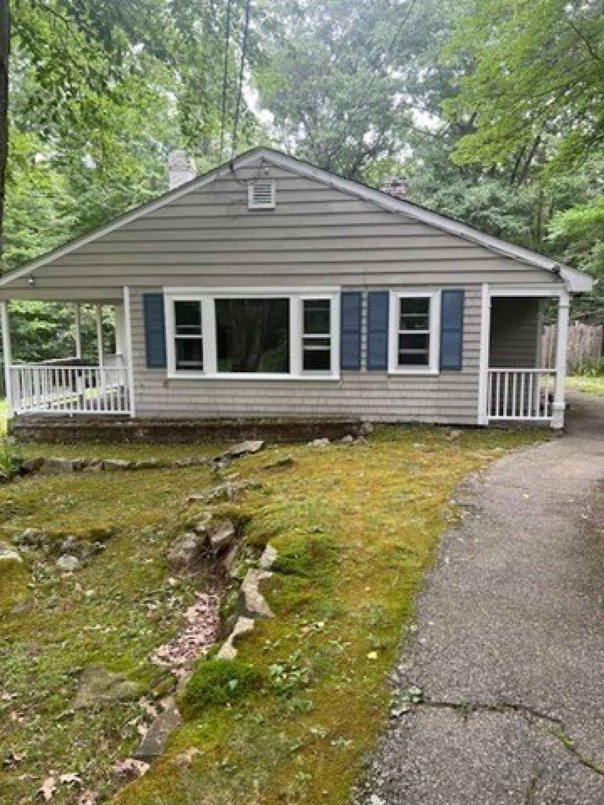 Picture of Home For Rent in Westwood, Massachusetts, United States