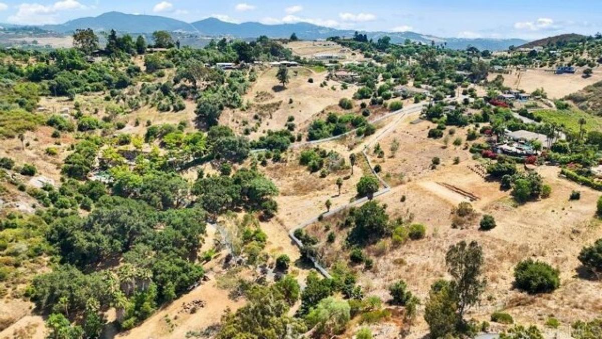 Picture of Residential Land For Sale in Vista, California, United States