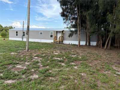 Home For Sale in Frostproof, Florida