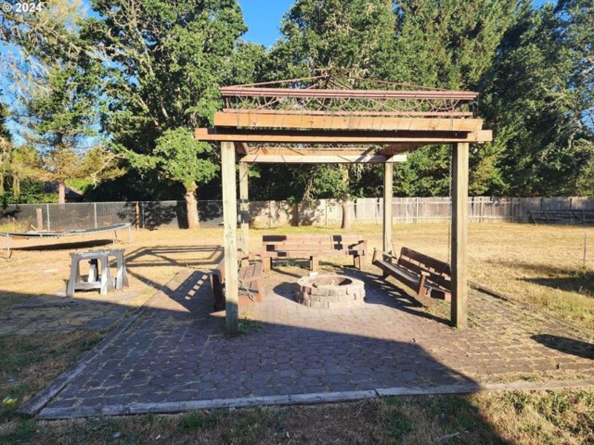 Picture of Home For Sale in Veneta, Oregon, United States