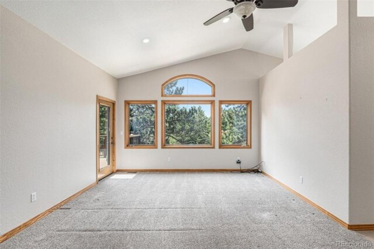 Picture of Home For Sale in Larkspur, Colorado, United States