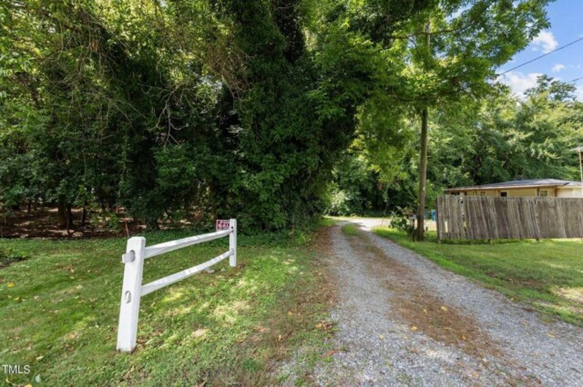 Picture of Residential Land For Sale in Graham, North Carolina, United States