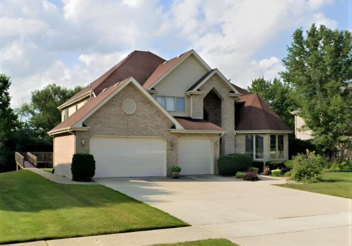 Picture of Home For Sale in Hazel Crest, Illinois, United States