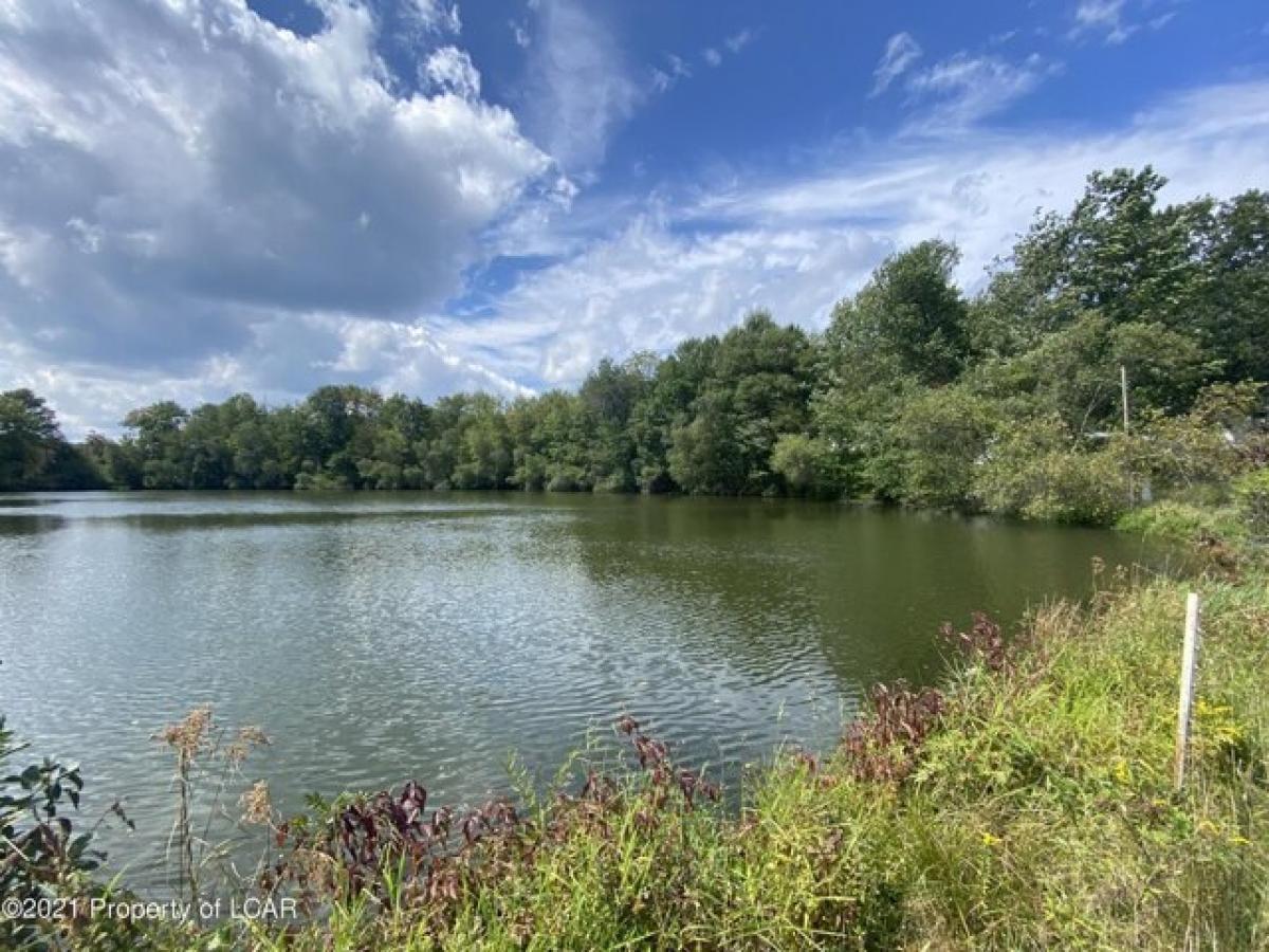 Picture of Residential Land For Sale in Harveys Lake, Pennsylvania, United States