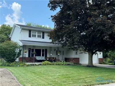 Home For Sale in Maumee, Ohio