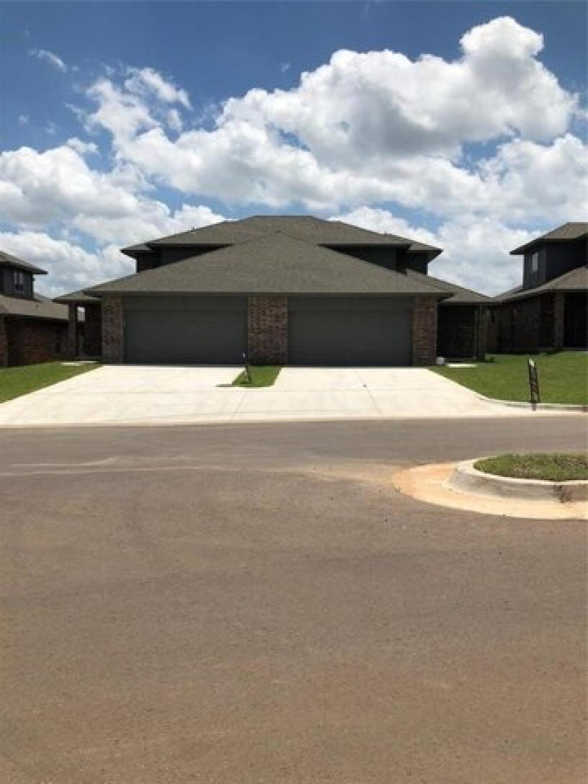 Picture of Home For Rent in Newcastle, Oklahoma, United States