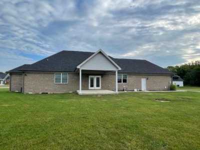 Home For Sale in Covington, Indiana