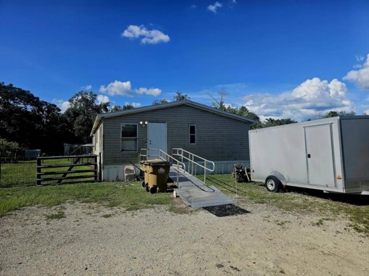 Picture of Home For Sale in Umatilla, Florida, United States