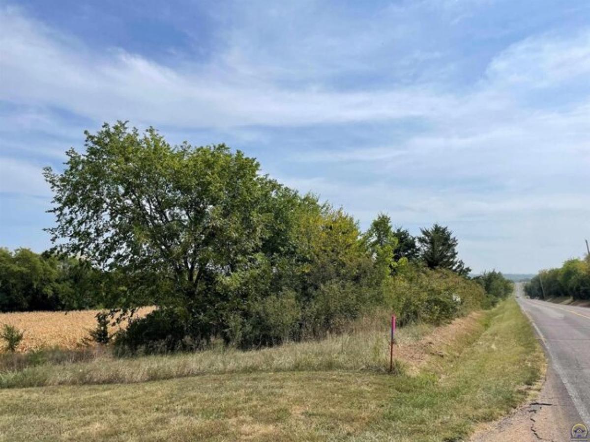 Picture of Residential Land For Sale in Berryton, Kansas, United States