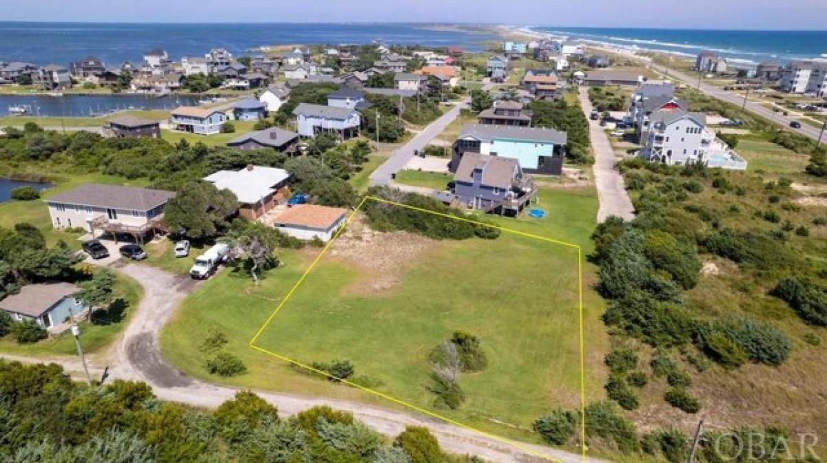 Picture of Residential Land For Sale in Hatteras, North Carolina, United States