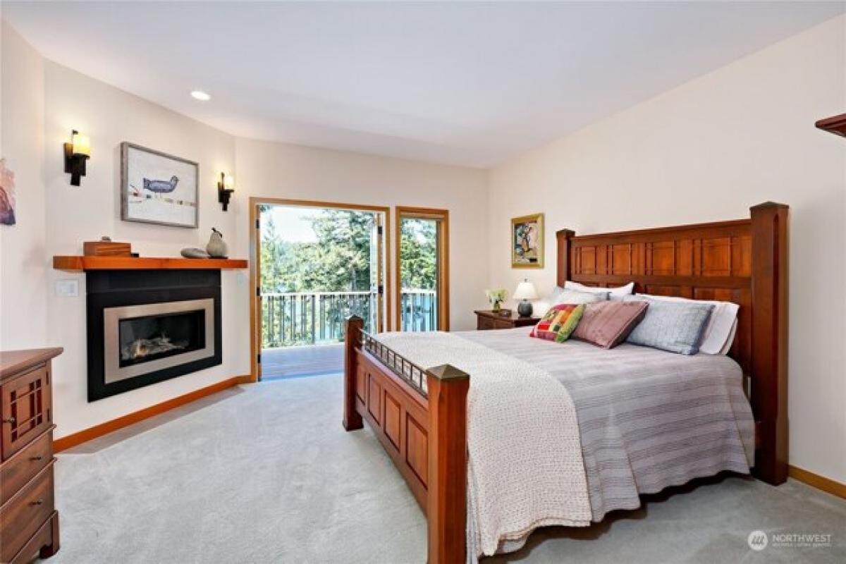 Picture of Home For Sale in Port Ludlow, Washington, United States