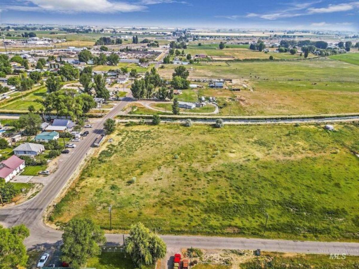 Picture of Residential Land For Sale in Heyburn, Idaho, United States